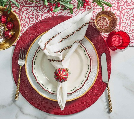 Filament Napkin in White & Red & Green, Set of 4