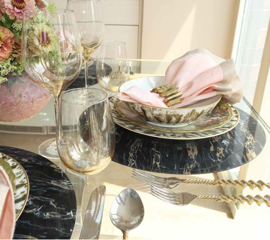 Orion Tumbler Glass in Gold, Set of 4