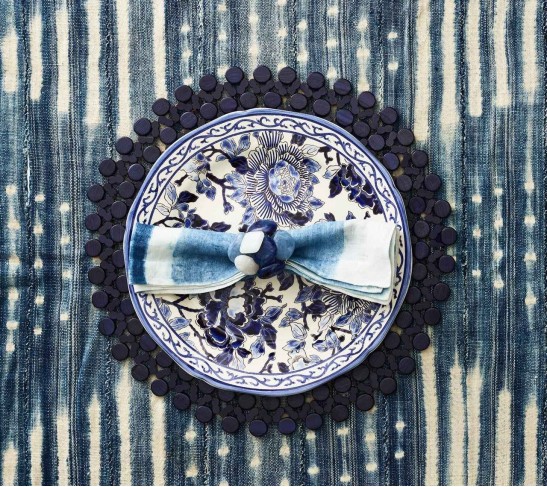 Round Bamboo Placemat in Navy Blue, Set of 4