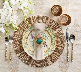 Flare Napkin Ring in Gold & Emerald, Set of 4