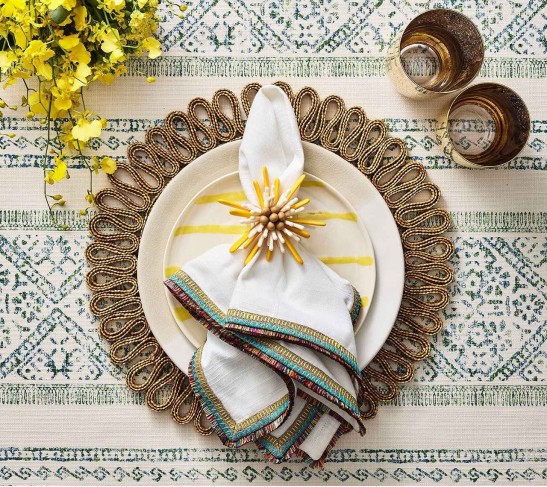 Spectrum Napkin in White & Multi, Set of 4