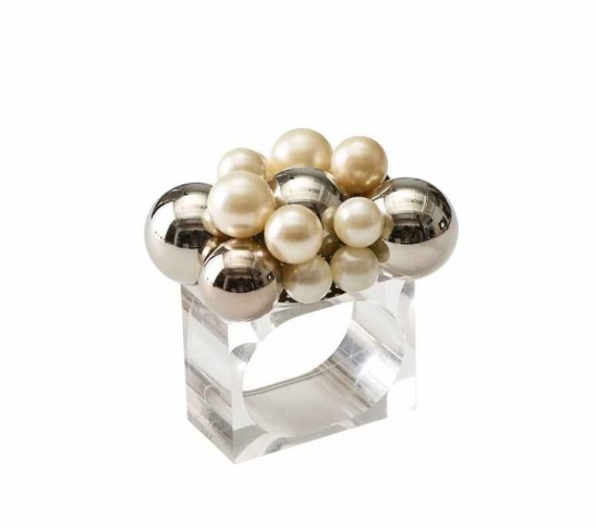 Bauble Napkin Ring in Pearl & Silver, Set of 4