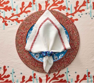 Jardin Napkin in White & Coral, Set of 4
