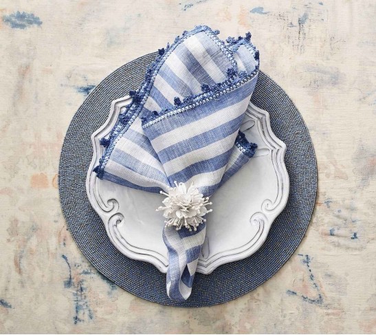 Linea Napkin in White & Blue, Set of 4
