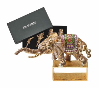Mahout Napkin Ring in Gold, Set of 4 in a Gift Box