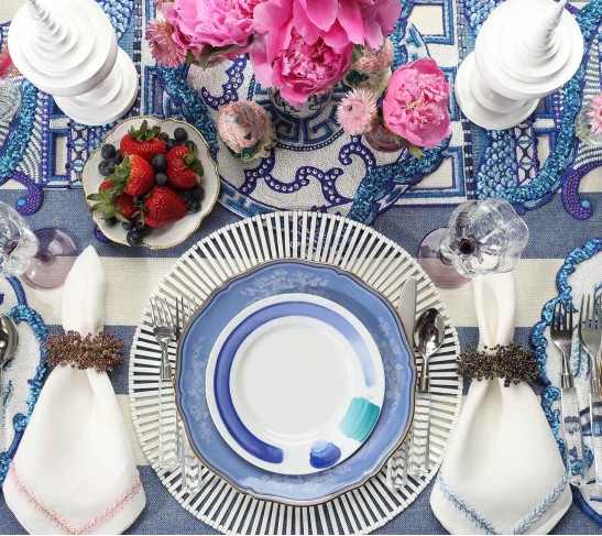 Toile Table Runner in White & Navy