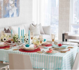 Linea Tablecloth in White & Seafoam