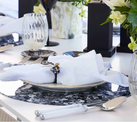 Splash Placemat in Gray & Black, Set of 4