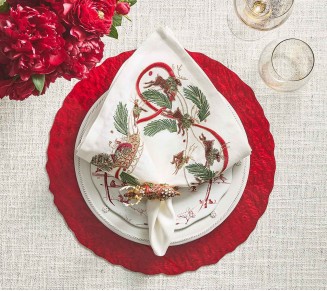 Reindeer Napkin in White, Red & Green, Set of 4