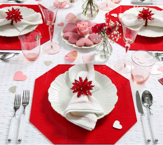Red Placemat, Set of 4 in a Box