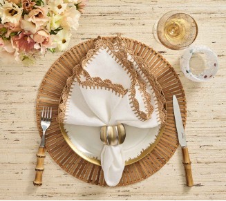 Shell Edge Napkin in White & Natural, Set of 4