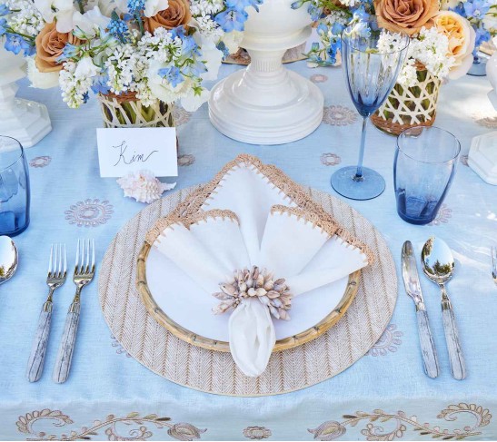 Shell Edge Napkin in White & Natural, Set of 4