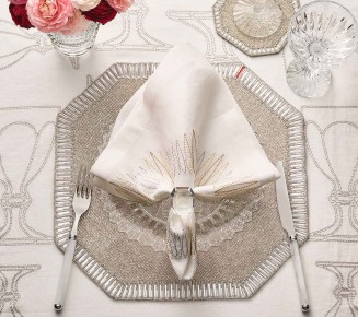 Massena Napkin in White, Gold & Silver, Set of 4 in a Gift Box